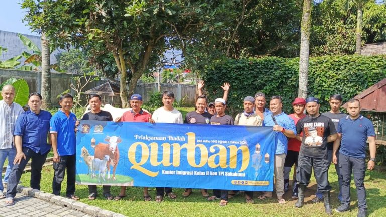Tingkatkan Kesalehan Sosial, Kantor Imigrasi Sukabumi Berkurban 1 Ekor Sapi dan 4 Ekor Kambing di Idul Adha 1445 H