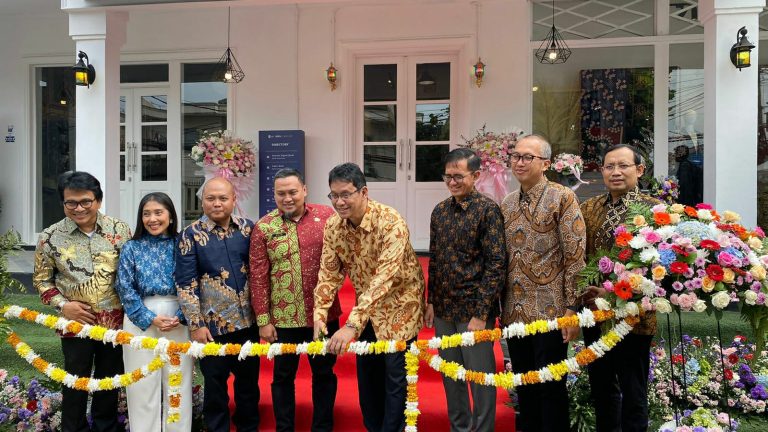 Peresmian Rumah Batik Fractal-Lembaga Penjamin Simpanan Langkah Konkret Menembus Pasar Batik Dunia