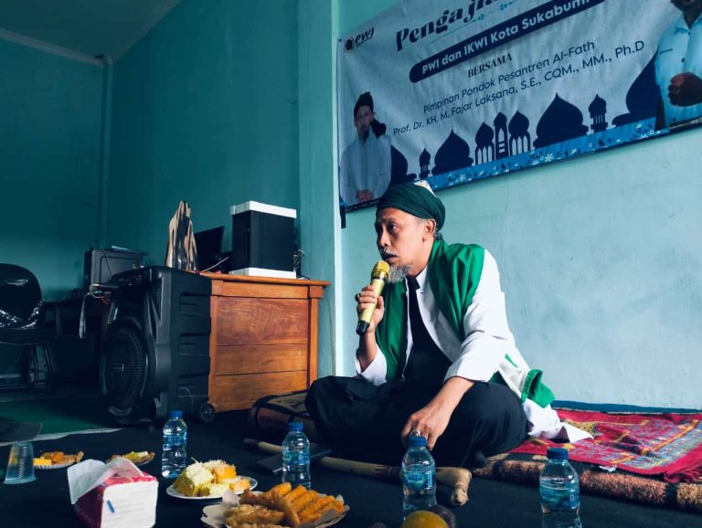 PWI dan IKWI Kota Sukabumi Gelar Pengajian Siraman Rohani