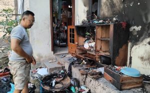 Dalang Dibalik Teror Pembakaran Puluhan Rumah di Tipar Masih Misterius