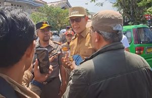 Pemkot Ultimatum Reklame Ilegal, Satpol PP Mulai Bertindak