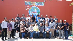 Wakil Ketua DPRD, Feri Sri Astrina Sapa Jurnalis di Taman Wisata Oasis