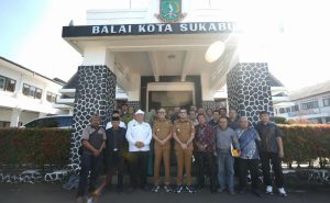 ‎Perkuat Peran LPM, Pemkot Sukabumi Salurkan Bantuan Hibah