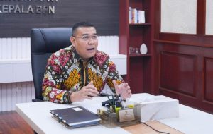 Buka Sosialisasi Kehumasan, Wamen Ossy Berpesan agar Strakom Bersifat Informatif, Edukatif, Partisipatif, dan Transformasional
