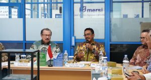 ‎Bupati Ajak Industri Farmasi Perluas Pabrik dan Serap Lebih Banyak Tenaga Kerja