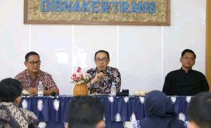 ‎Wujudkan Ekonomi Tangguh, Sekda Dorong Percepatan KUR Wujudkan UMKM Naik Kelas
